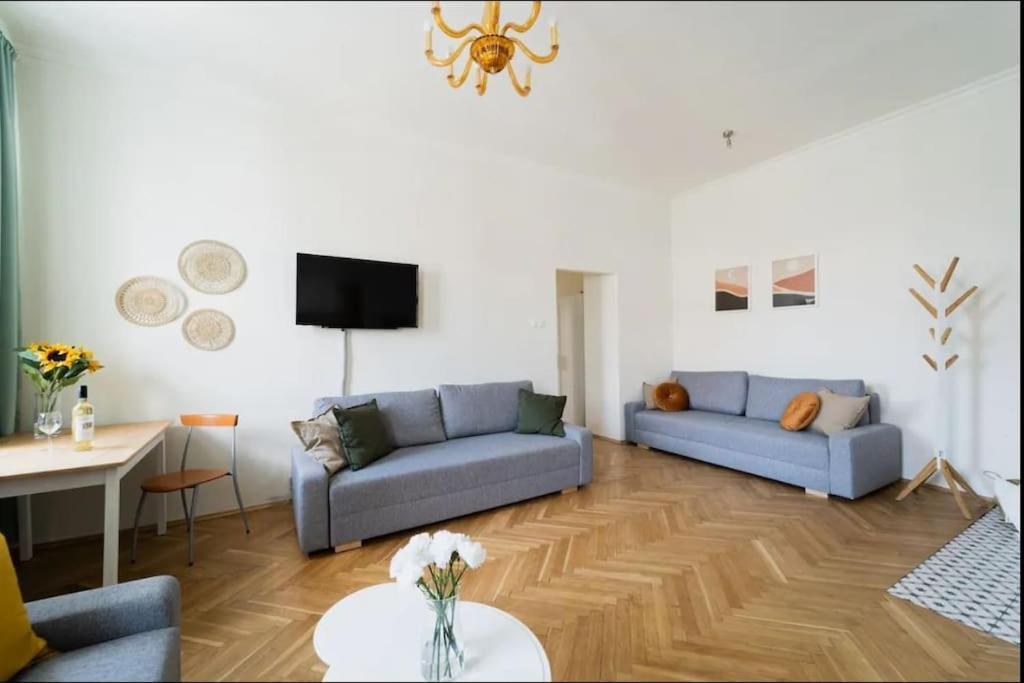 Duze Mieszkanie W Samym Rynku Wroclaw Luaran gambar